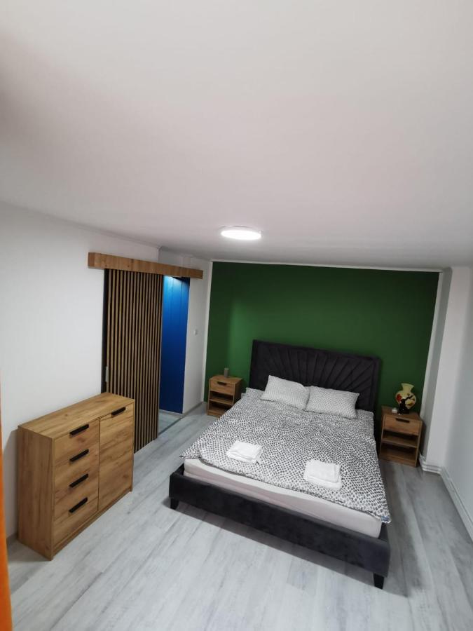 Noah Apartment Uricani  Buitenkant foto